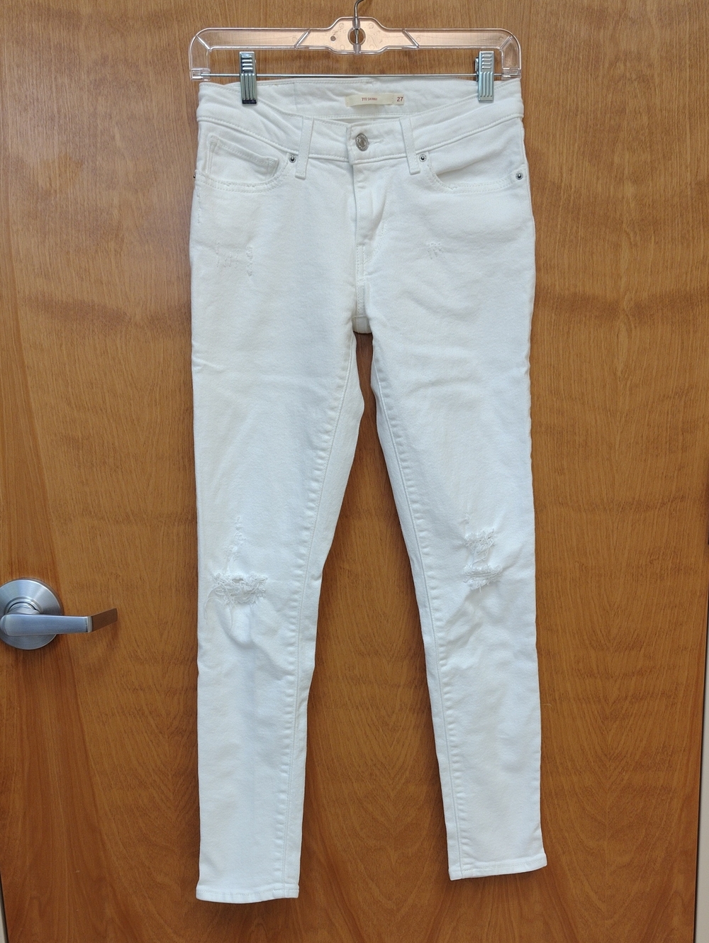 Levi's Women's 711 Skinny Jeans Distressed Soft White